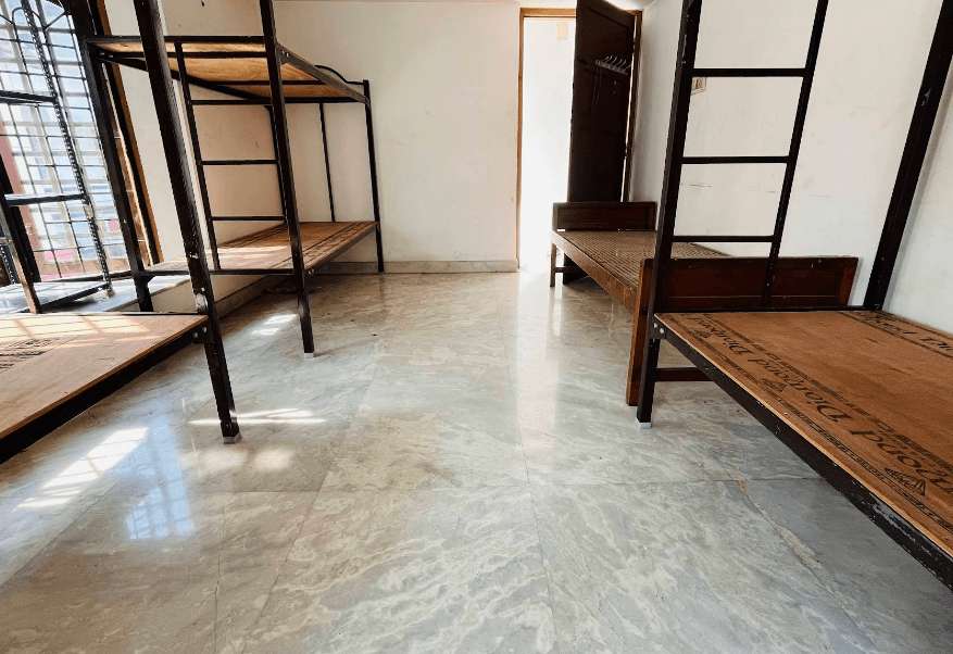 Al-Ameen Ladies Hostel - Near Lisie Hospital - Image 3