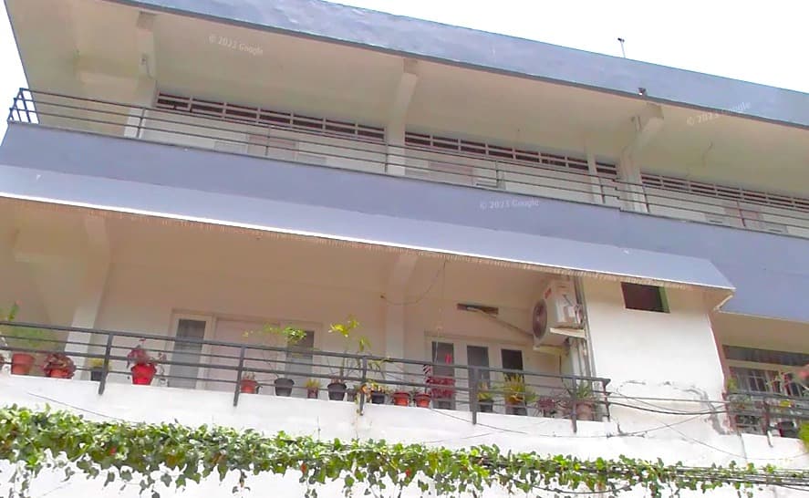 Al-Ameen Gents Hostel - Near Lisie Hospital - Image 2