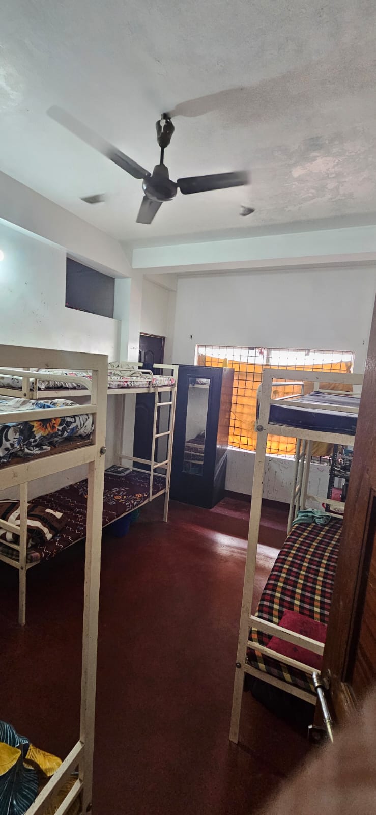 Al-Ameen Ladies Hostel - Kaloor